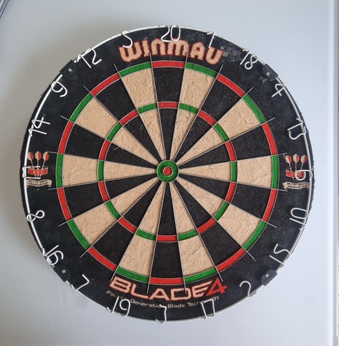 Minwau blade dart board - dart, .