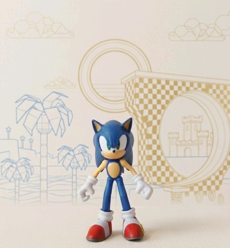Sonic the hedgehog figure - sonic,