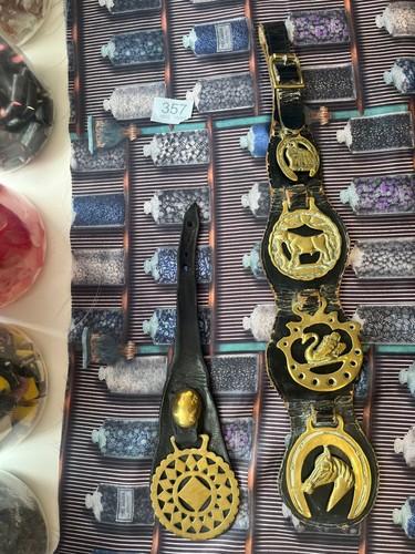 Vtg horse brasses leather - vtg,