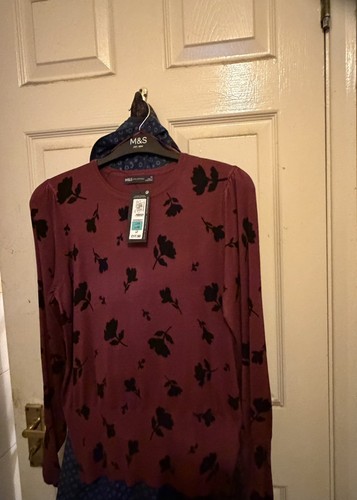 Bnwt jumper size 14 - m&s,