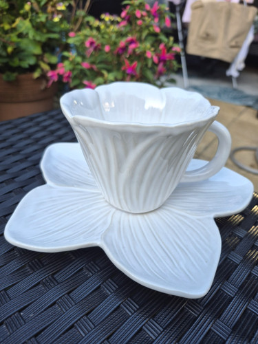 Stacey solomon white flower - solomon,