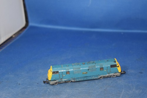 Minitrix 2905 warship class - 2905,