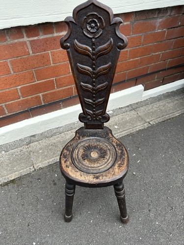 Spinning chair carved oak - spinning,