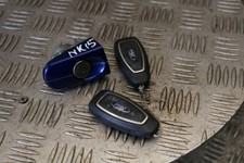 FORD KUGA MK2 TWO KEYS DOOR