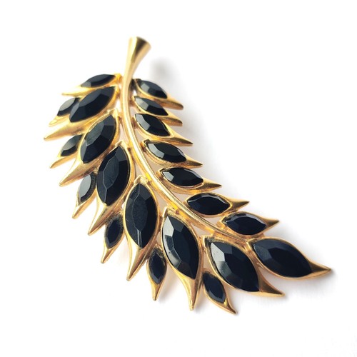 Vintage sphinx signed - vintage, brooch