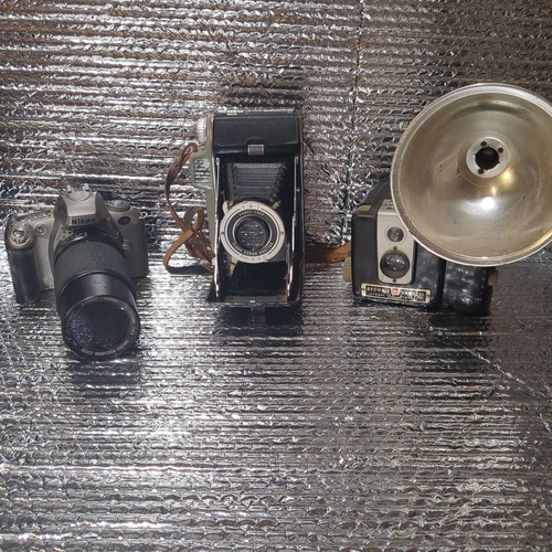 Vintage still camera lot - ,