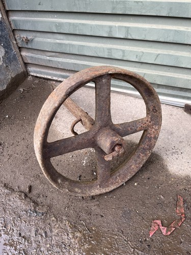 Vintage cast iron - vintage, wheel
