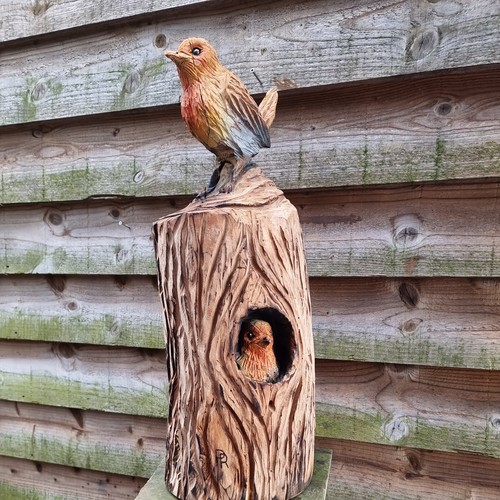 Chainsaw carved robins - ,