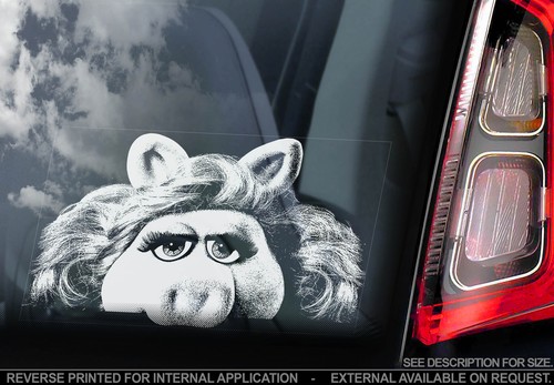 Miss piggy car window - miss,