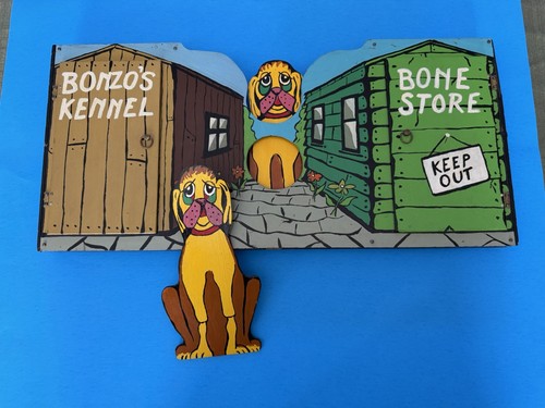 Vintage bonzo kennel - vintage, bone