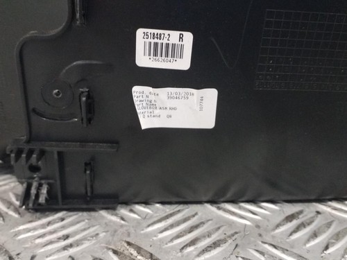 Vauxhall astra glove - vauxhall,