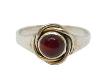 Sterling Silver Round Carnelian Cabochon Studio Style Ring Vintage c1970 Size M