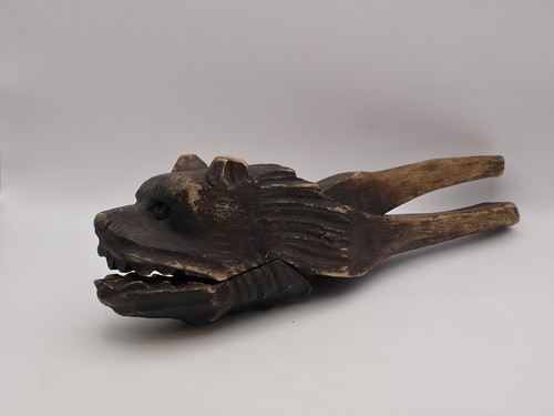 Antique black forest carved - black,