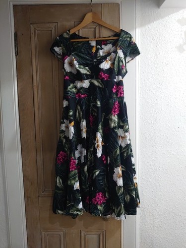 Hell bunny size floral print - size,