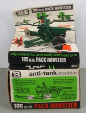 BRITAINS 9724 105mm PACK