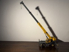 TWH 1:50 GROVE RT540E Rough Terrain Mobile Crane Diecast Model