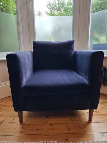 Dusky navy velvet eden - dusky,