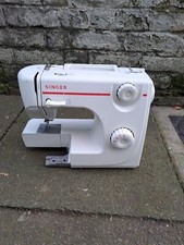 Singer Portable Sewing Machine 8280