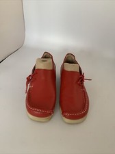 LADIES RED LEATHER LACE UP