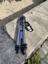 Miranda Titan 202 Swivel head tripod, 3 section legs, 115cm height