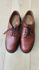 SANDERS  Hand Made. Leather