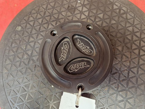 Honda cbr 600 2002 fuel - 600,
