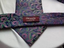 T M LEWIN TIE.