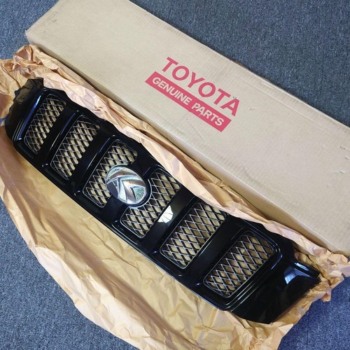 Toyota kluger genuine front - toyota,