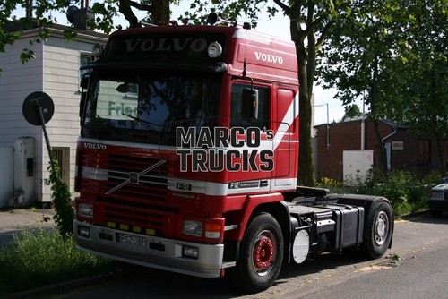 Truck photo volvo f12 tractor - truck,