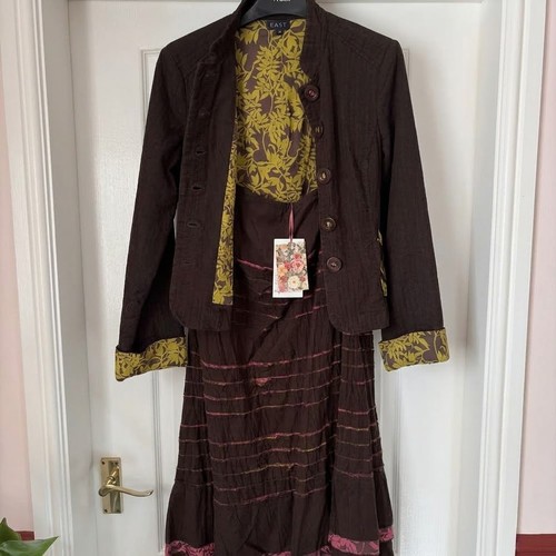 East suit brown - ,