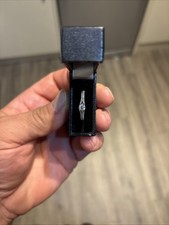 18ct White Gold Court Profile