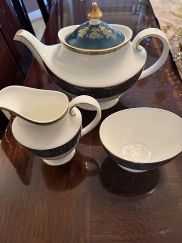 Royal doulton carlyle tea - tea, pot
