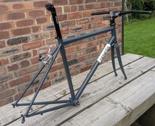 Genesis equilibrium frame 54cm - frame,