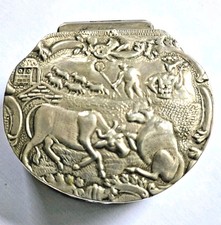 Reduced Antique Dutch Solid Silver Embossed Trinket Box 6cm x 5cm Shell Shaped