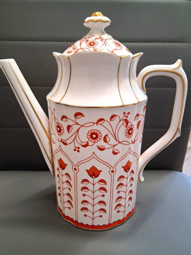 Royal crown derby - derby, rougemont
