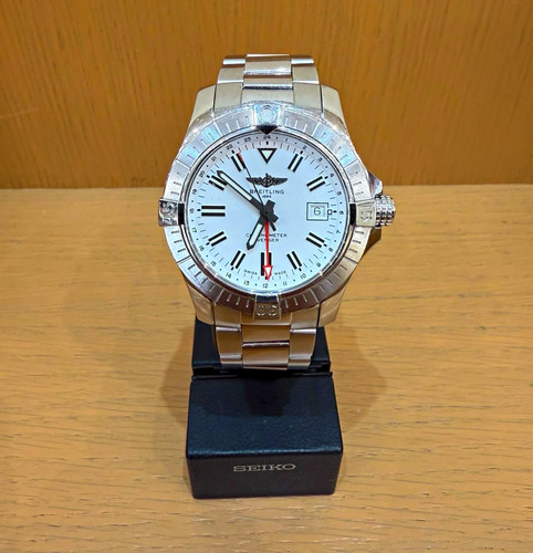 Breitling avenger gmt - breitling,