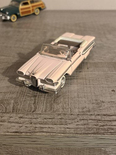 Franklin mint scale car - mint,