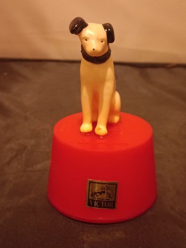 Nipper dog cobank red item - , n4