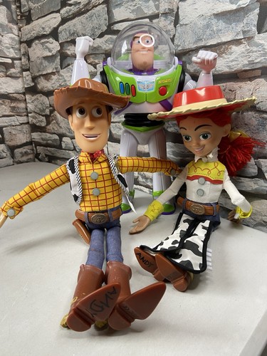 Disney store toy story woody - toy,