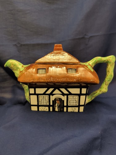 Large novelty teapot john - large,