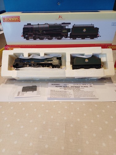 New hornby r2628 gauge - oo, br