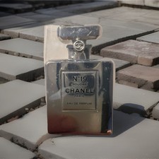 Long necklace - CHANEL - original And Exclusive - No 19 - New - 