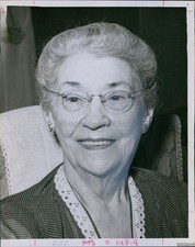 1963 Photo Mrs Sherman