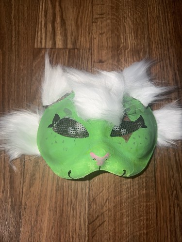 Green therian cat mask - mask, hand