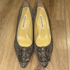 MANOLO BLAHNIK Hangisi 90
