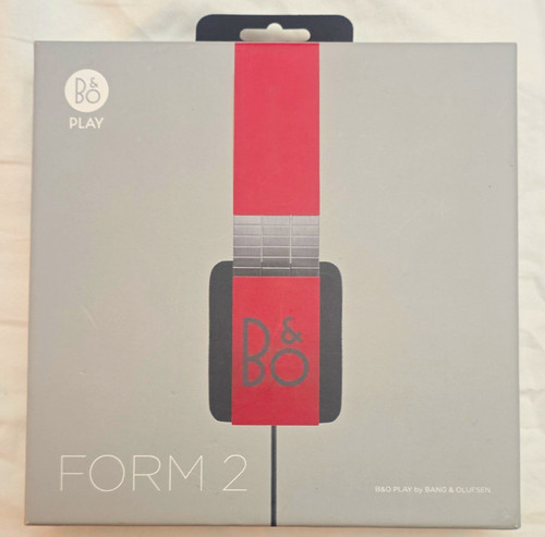 Play form wired on ear - b&o, 2
