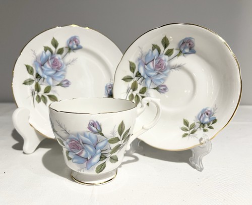 Royal standard china - royal,