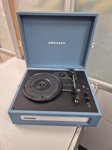 Crosley voyager record player - crosley,