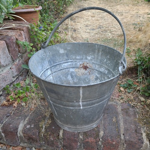 Vintage galvanised metal - vintage,