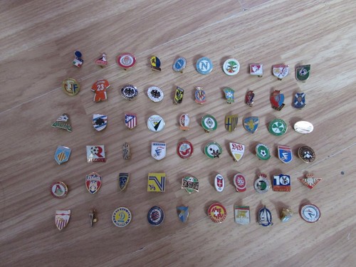 Collectable football pin - collectable,